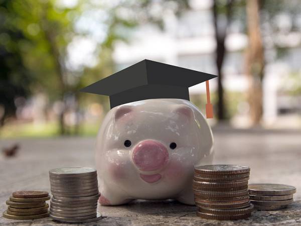 Financial Aid for Foster Youth Pursuing Post-Secondary Education